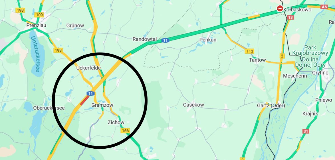 Do wypadku doszło na autostradzie A11 w kierunku Szczecina, między węzłem Uckermark a Schmölln