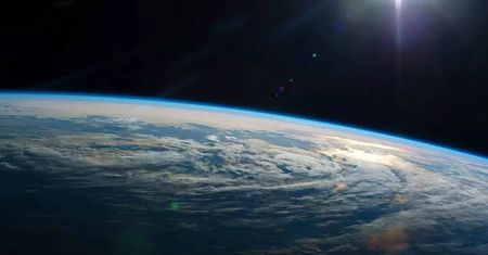 Polska firma będzie monitorować pogodę kosmiczną. To nowa misja ESA