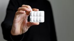 W wielu krajach zakazana, w Polsce dostępna bez recepty. Może prowadzić do zaburzeń pracy serca