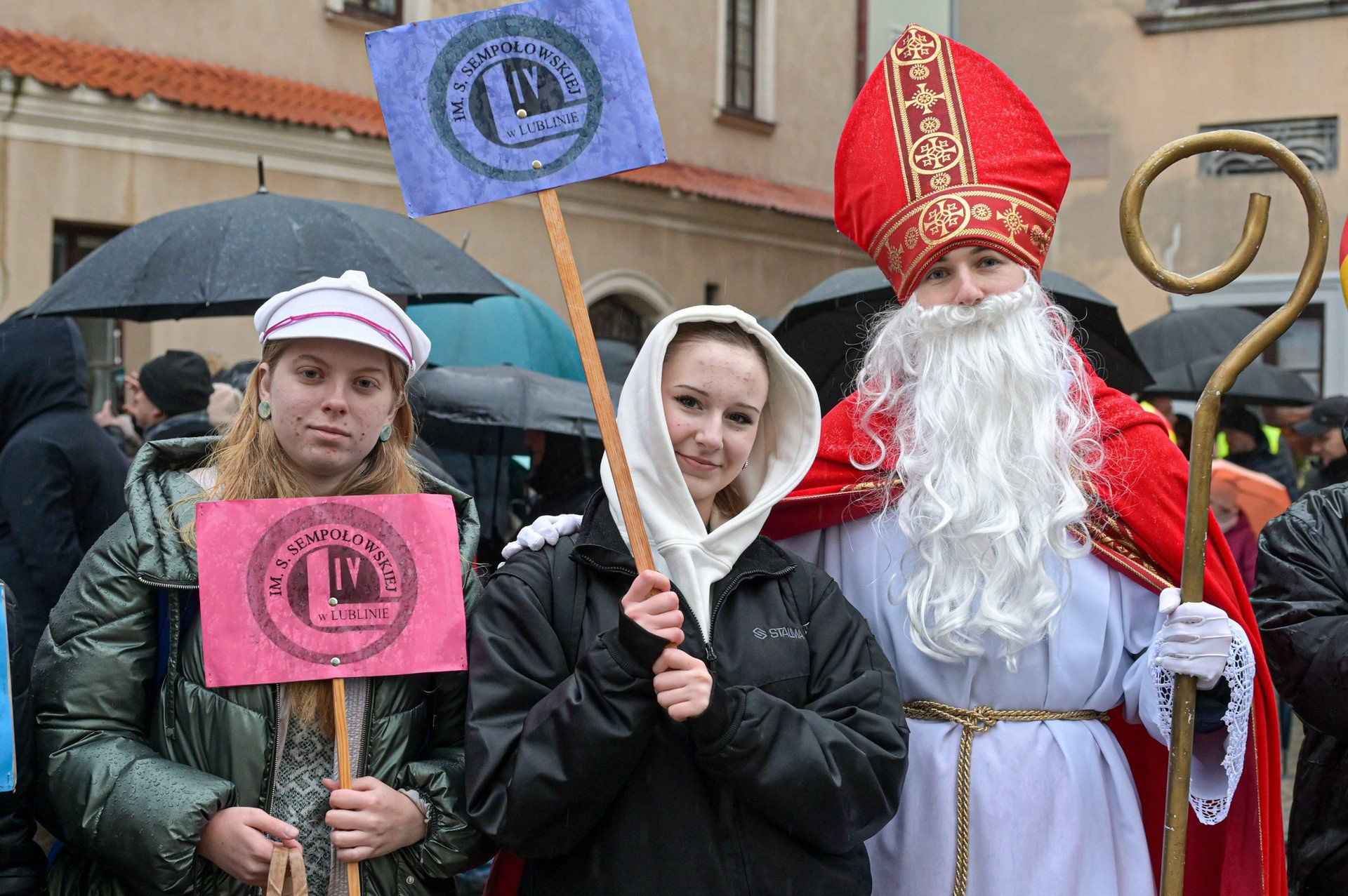 Orszak św. Mikołaja przeszedł w niedzielę (7 grudnia) ulicami Lublina.