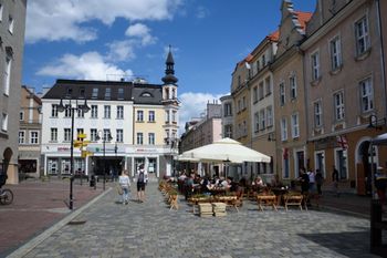 Awantura o schody w Opolu. Nikt nie chce ich wyremontować
