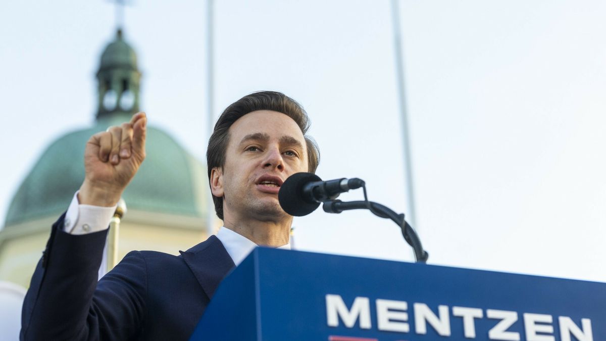 S?awomir Mentzen w woj. mazowieckim
23.04.2025 Radom Wizyta kandydata na prezydenta Konfederacji Slawomira Mentzena fot Andrzej Iwanczuk/REPORTER
N/z: Krzysztof Bosak
Andrzej Iwanczuk/REPORTER