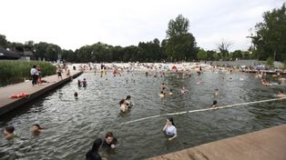 "Adriatyk" w Częstochowie oblegany. Mieszkańcy korzystają z uroków kąpieliska