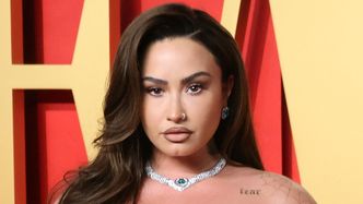 Demi Lovato szokuje NOWĄ TWARZĄ