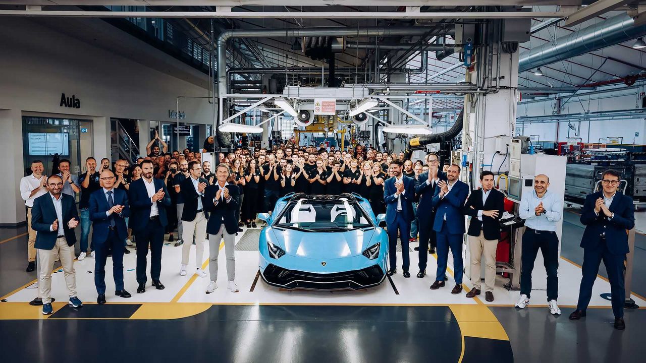 Lamborghini skończyło produkcję Aventadora. Teraz już na serio