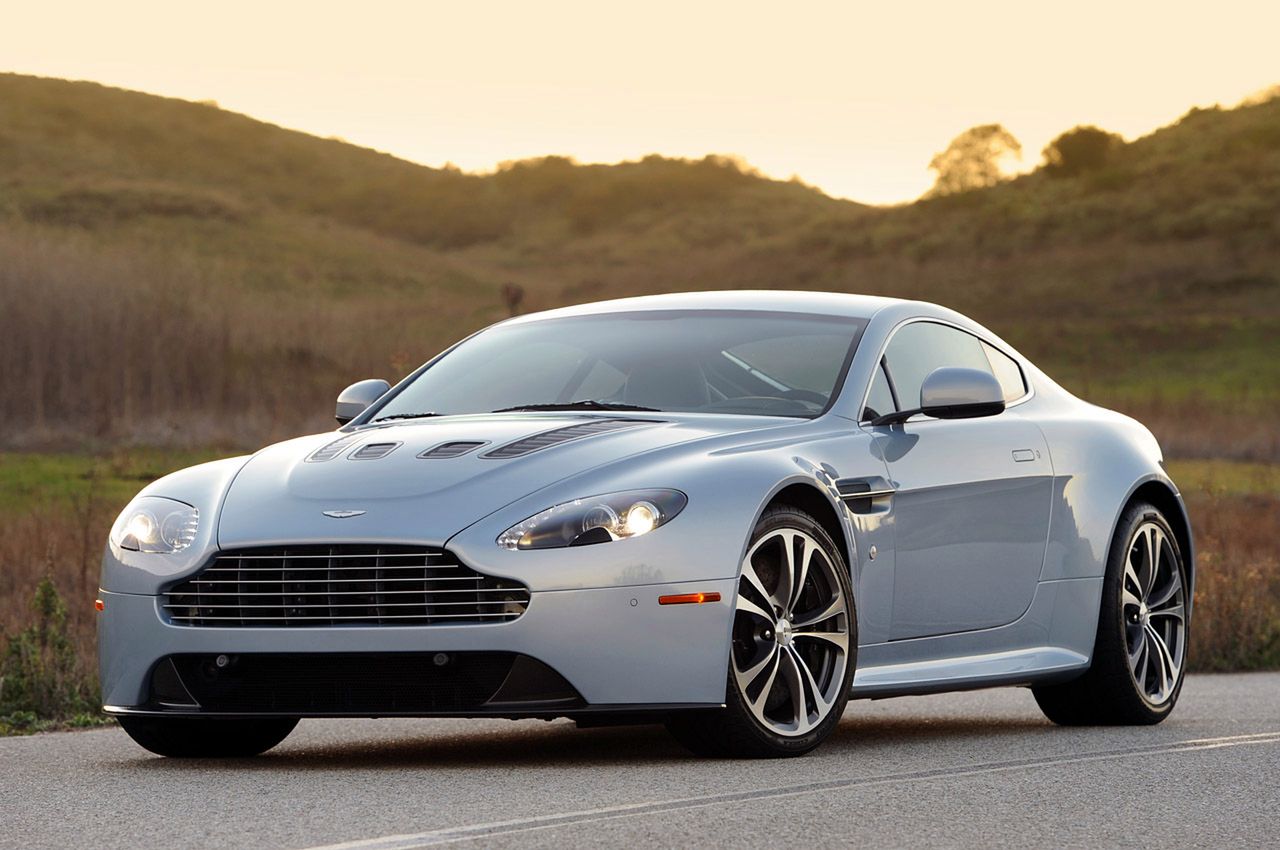 Aston Martin V12 Vantage