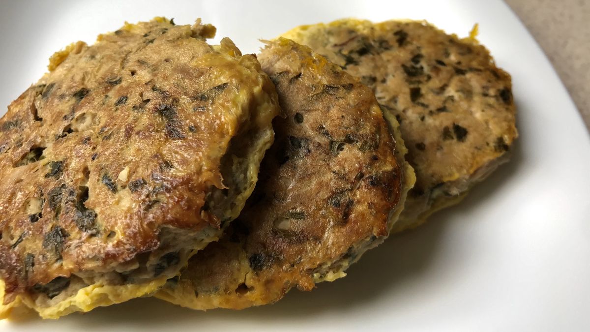 Kotlety z tuńczyka to pyszna alternatywa dla klasycznych mielonych.