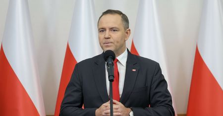Nawrocki chce podnieść emerytury. Projekt złoży już w sierpniu