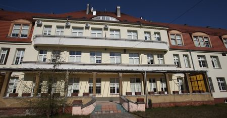 Dramat w szpitalu w Szczecinie. Wpadł w szał, zaatakował nożem lekarza