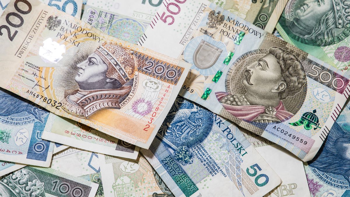 Szef KNF chce droższych kredytów hipotecznych - pisze "Gazeta Wyborcza" 