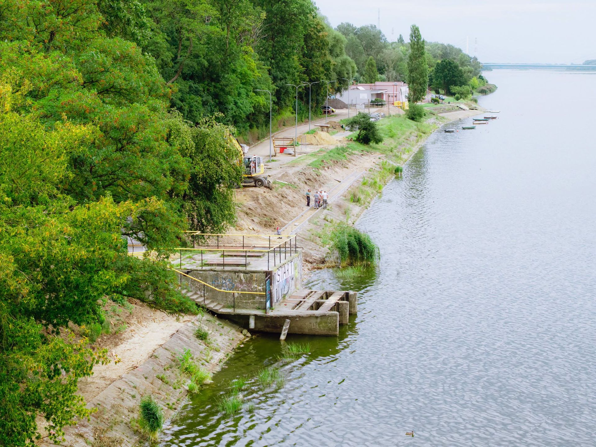 Prace na Bulwarach Wiślanych w Płocku 
