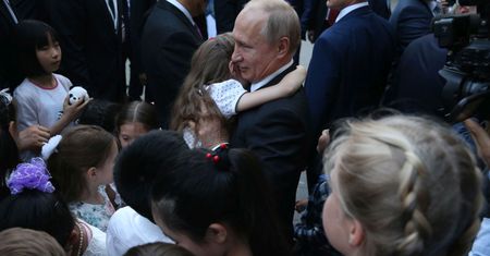 "Żyjemy w sowieckim piekle". Rosjanie donoszą na własne dzieci