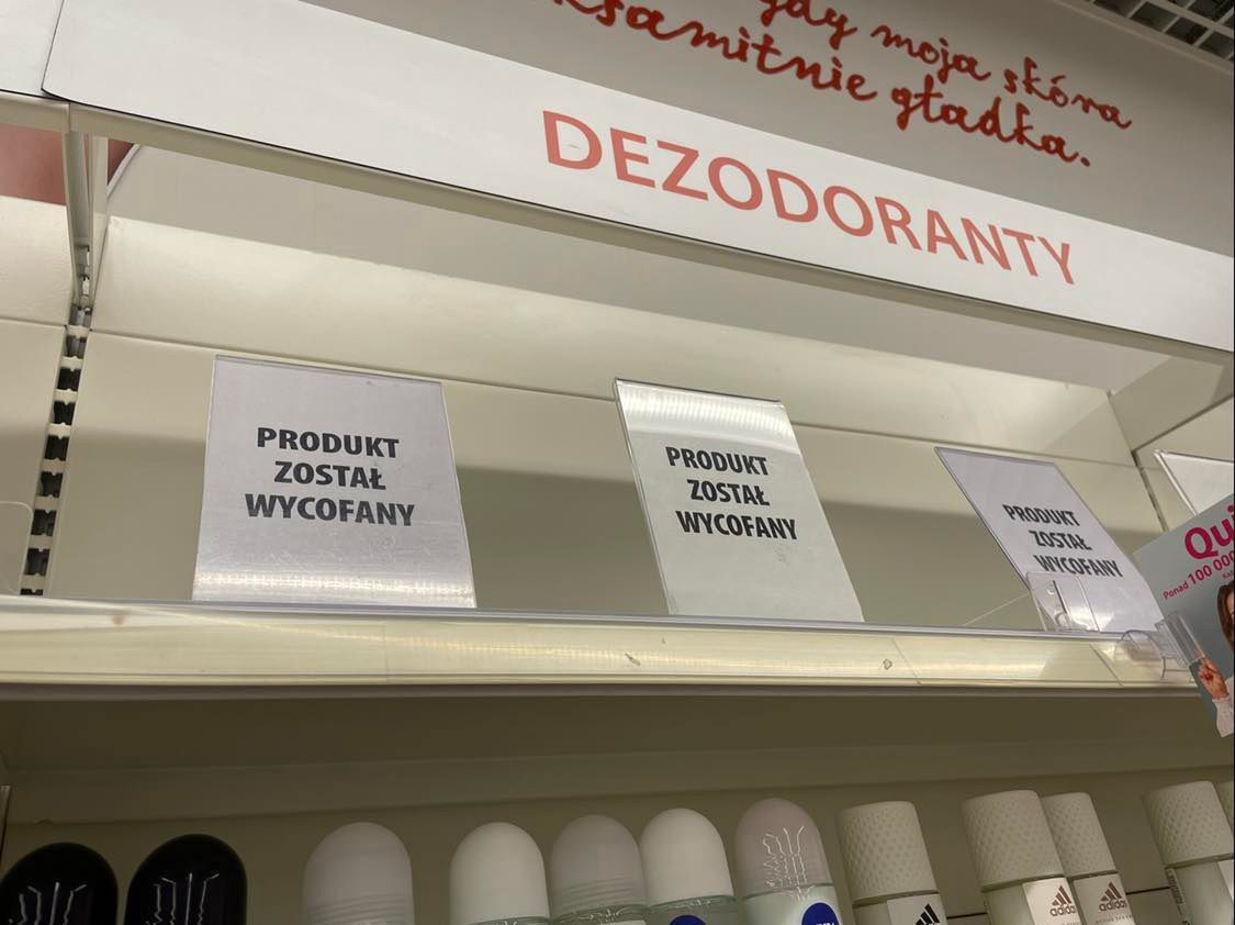 Komunikat w jednej z drogerii Hebe