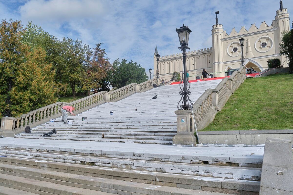 Ogromna scena stanęła na Placu Zamkowym - Koncert Wolności i Nadziei by Radio Nowy Świat