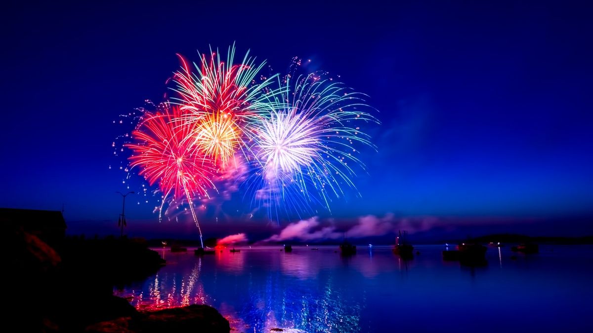 Film 360 stopni ze środka pokazu fajerwerków robi wrażenie 1