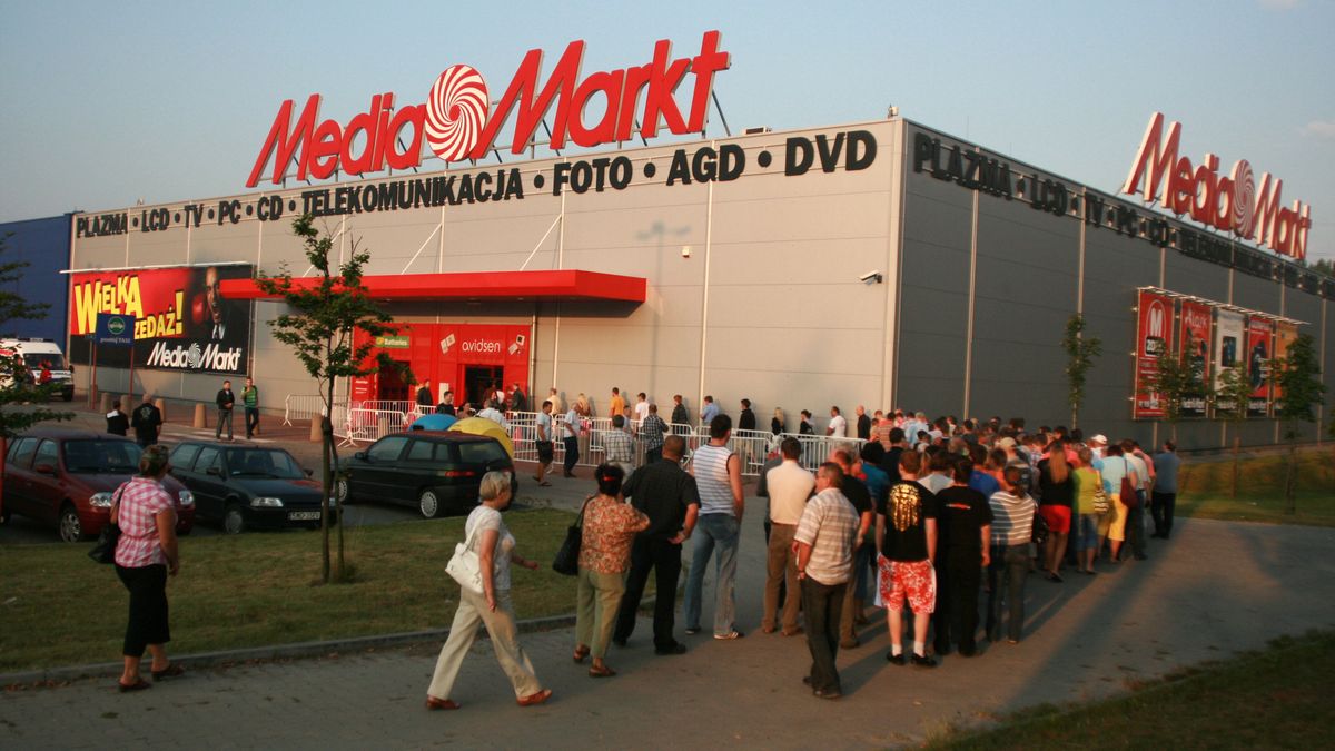 Media Markt w Rybniku. Zdjęcie z wyprzedaży w 2009 r.
