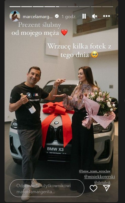 Misiek Koterski i jego żona odbierają auto 