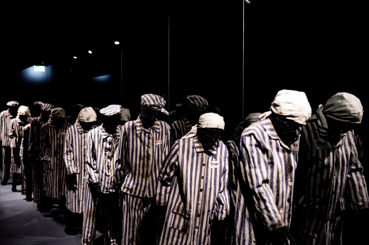 IPN potępił aukcję artefaktów z Auschwitz. "Ich miejsce jest w muzeach"