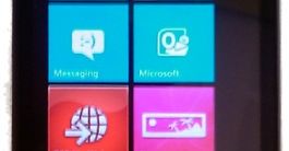 LG E900 Optimus 7 na wyraźnym zdjęciu