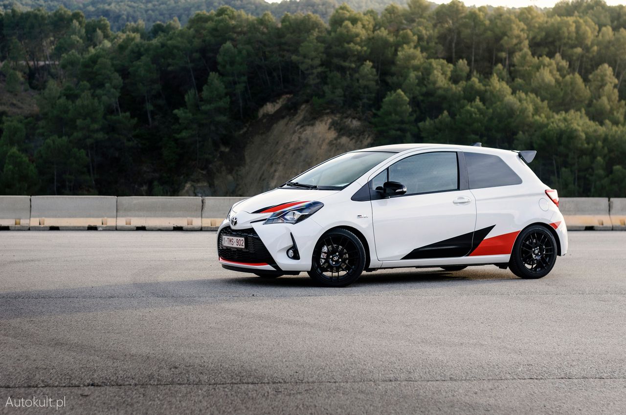 Toyota Yaris GRMN (2017)