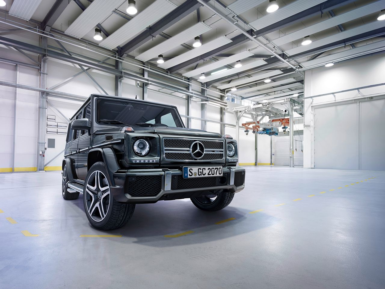 Mercedes G65 AMG za szybki na wstecznym biegu