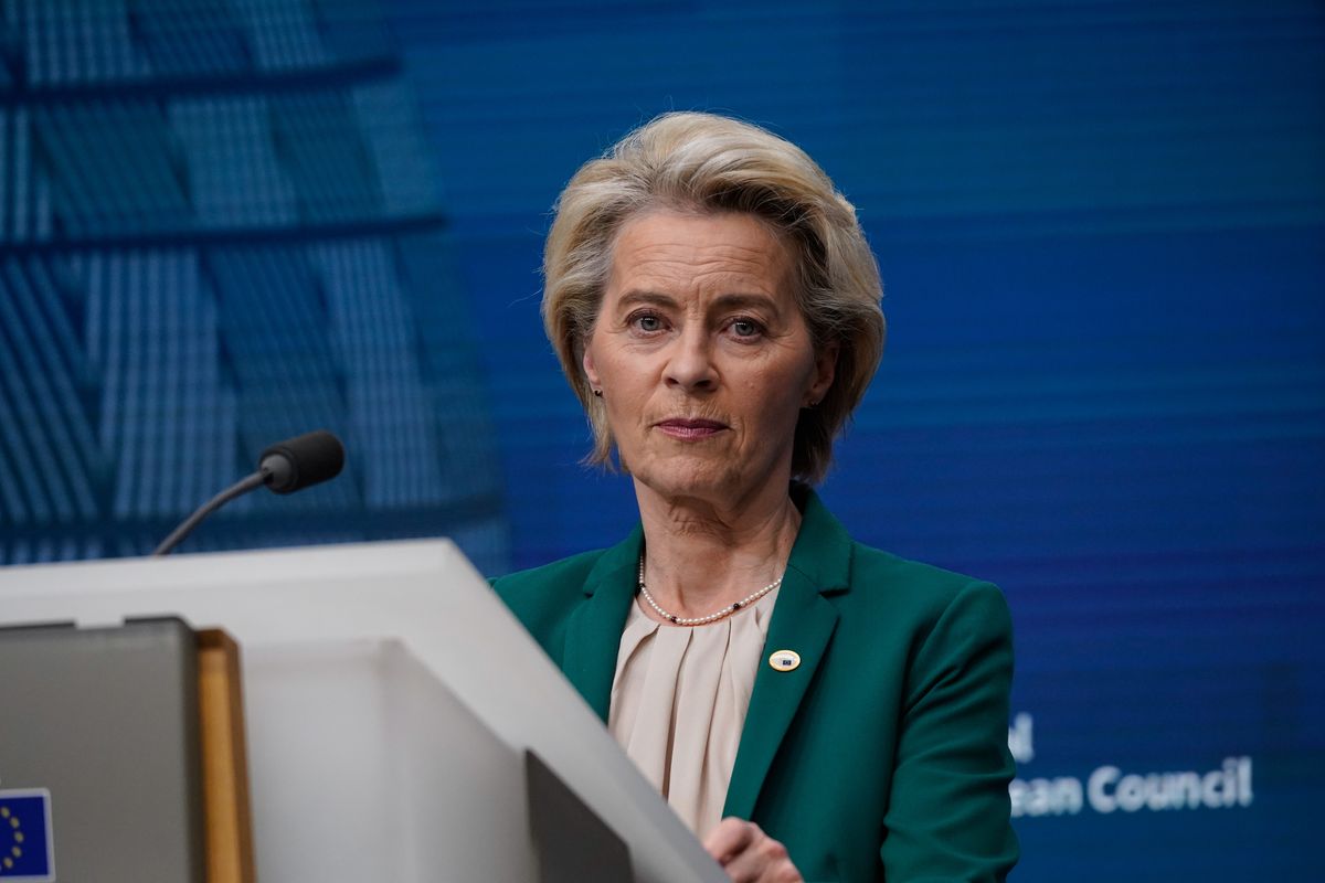 unia europejska, ursula von der leyen, polityka Bruksela przyznaje się do błędu. Powinniśmy byli słuchać