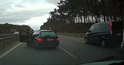 Napad na autostradzie A6. Niewyobrażalna agresja kierowcy BMW