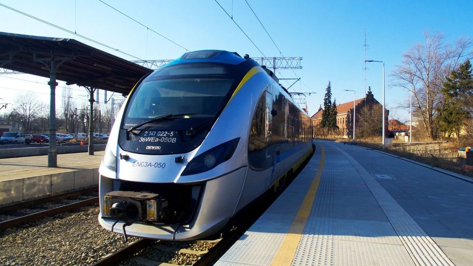 PKP PLK udostępni m.in. dane na temat planowego i zrealizowanego rozkładu jazdy pociągów.