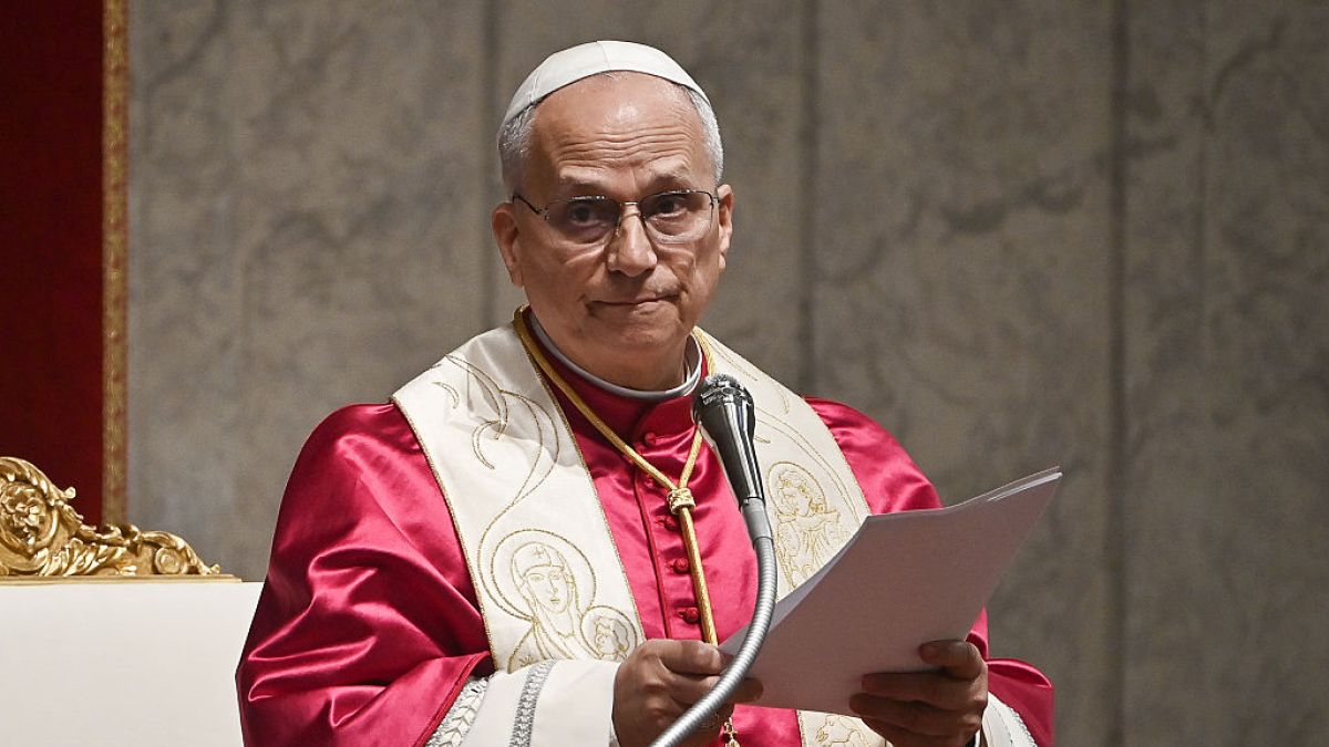 Papież mówił o "garstce tyranów", którzy niszczą świat