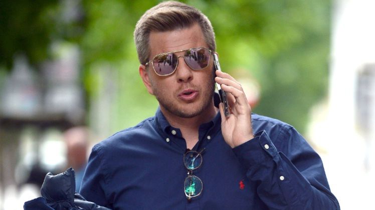 Filip Chajzer pozywa portal, który nagłośnił sprawę fundacji 