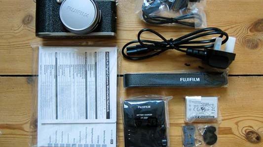 Fujifilm X100 niebawem popłynie do Europy 1