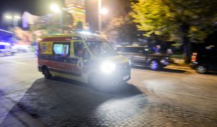 Po pijanemu atakowali ratowników medycznych. Usłyszeli zarzuty