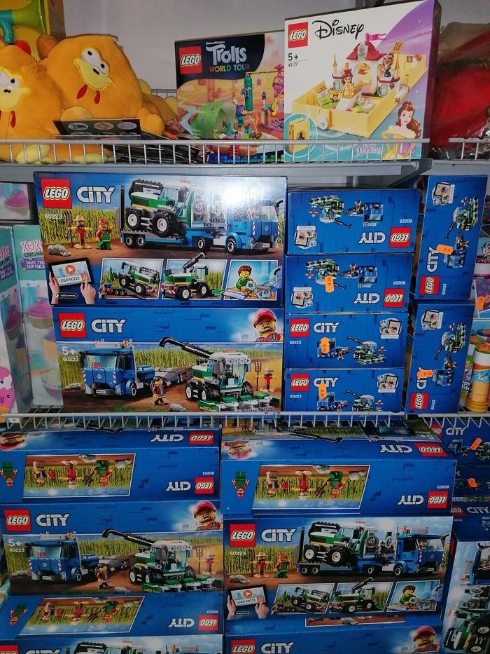 Outlet Koncertowa 11