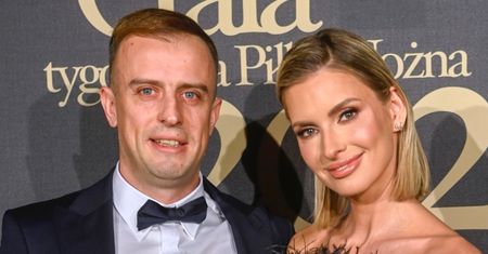 To ona przed laty SKRADŁA serce Kamila Grosickiego. Długo musiał zabiegać o jej względy. "Odstawiła mnie na BOCZNY TOR"