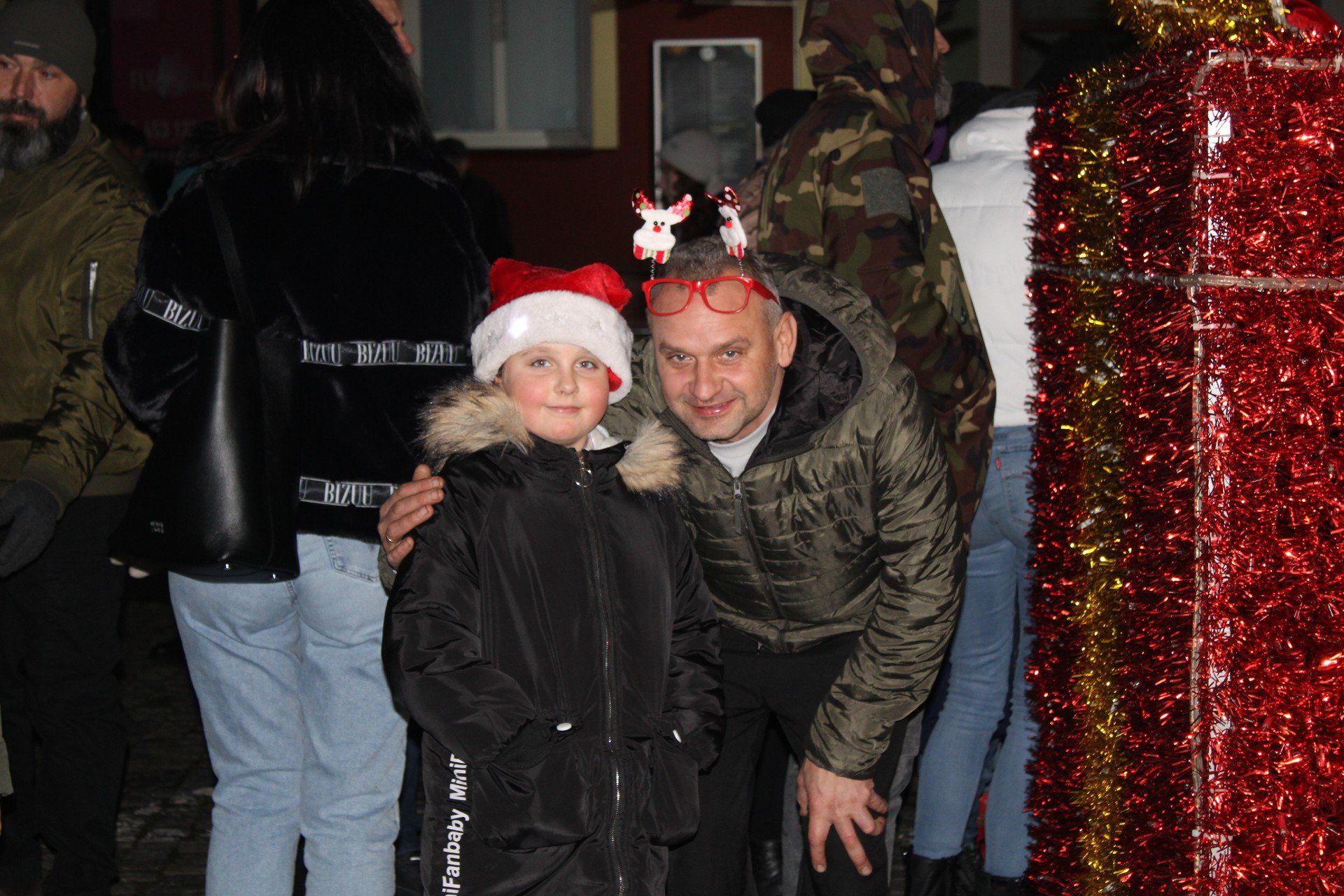 Za nami Mikołajki w Zbąszyniu. Rynek miejski rozświetliła choinka.