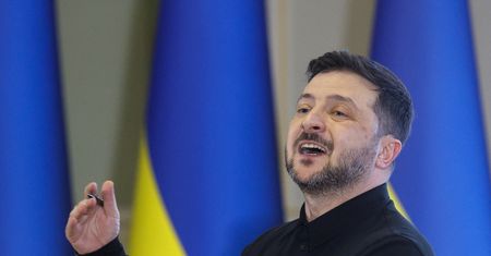 Fatalny sondaż dla Zełenskiego. Nie wierzą w niewinność