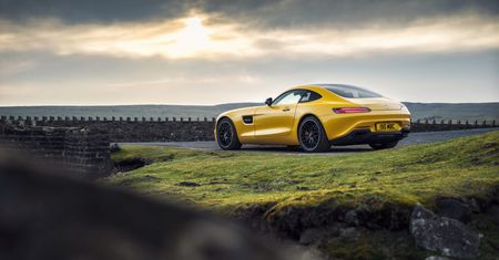 Mercedes-AMG GT S Solarbeam - niemiecki mocarz w słonecznej żółci [galeria zdjęć]