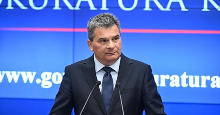 "Prezydent łamie konstytucję". Korneluk komentuje sprawę PK