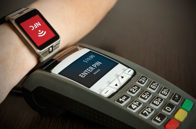 Płacenie smartwatchem