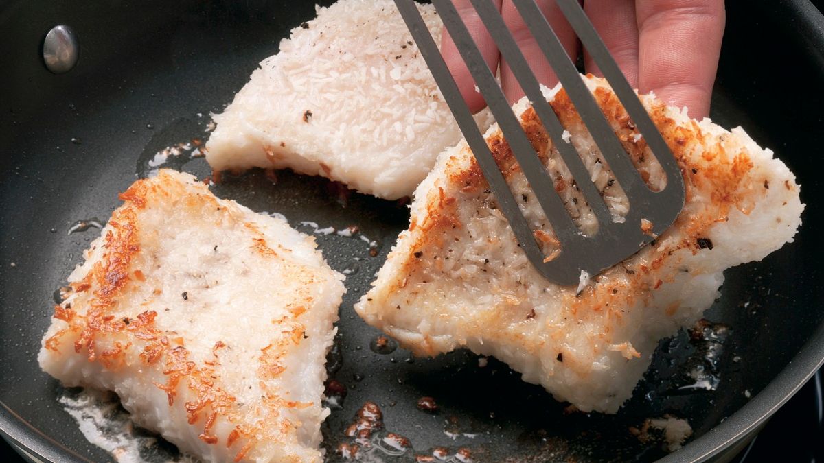 Sum smażony na patelni