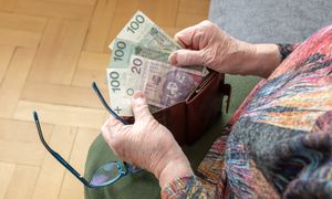 Oddali mieszkania w zamian za rentę. Oto ile dostają co miesiąc