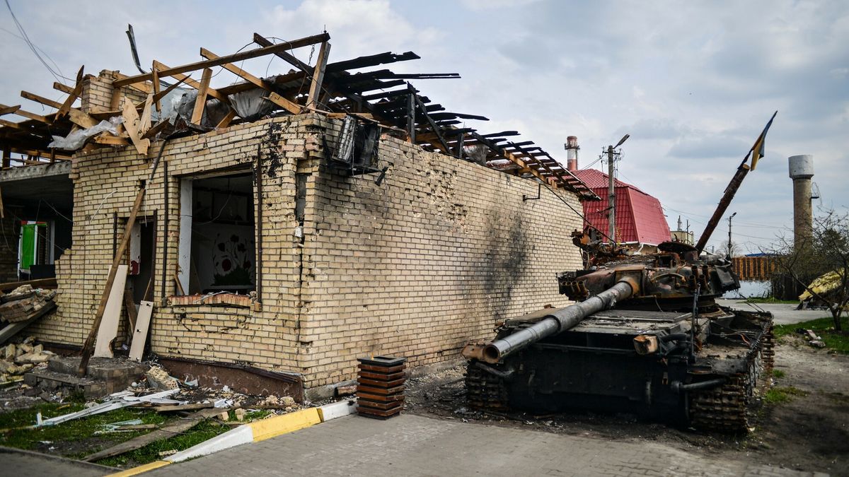 Masakra Rosjan, 200 nie żyje. Tropią teraz partyzantów