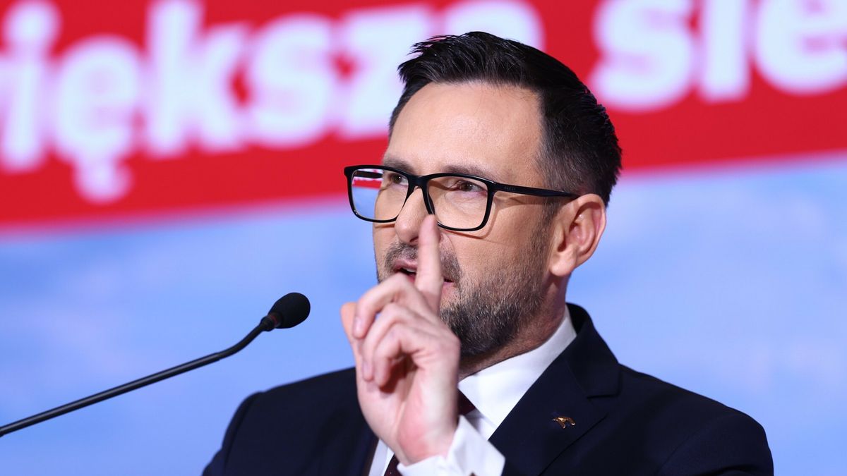 Daniel Obajtek nt. strategii Orlen 2030
01.02.2024 Warszawa Konferencja Daniela Obajtka nt realizacji strategii Orlen2030 Fot. Andrzej Iwanczuk/REPORTER
N/z: Daniel Obajtek
Andrzej Iwanczuk/REPORTER