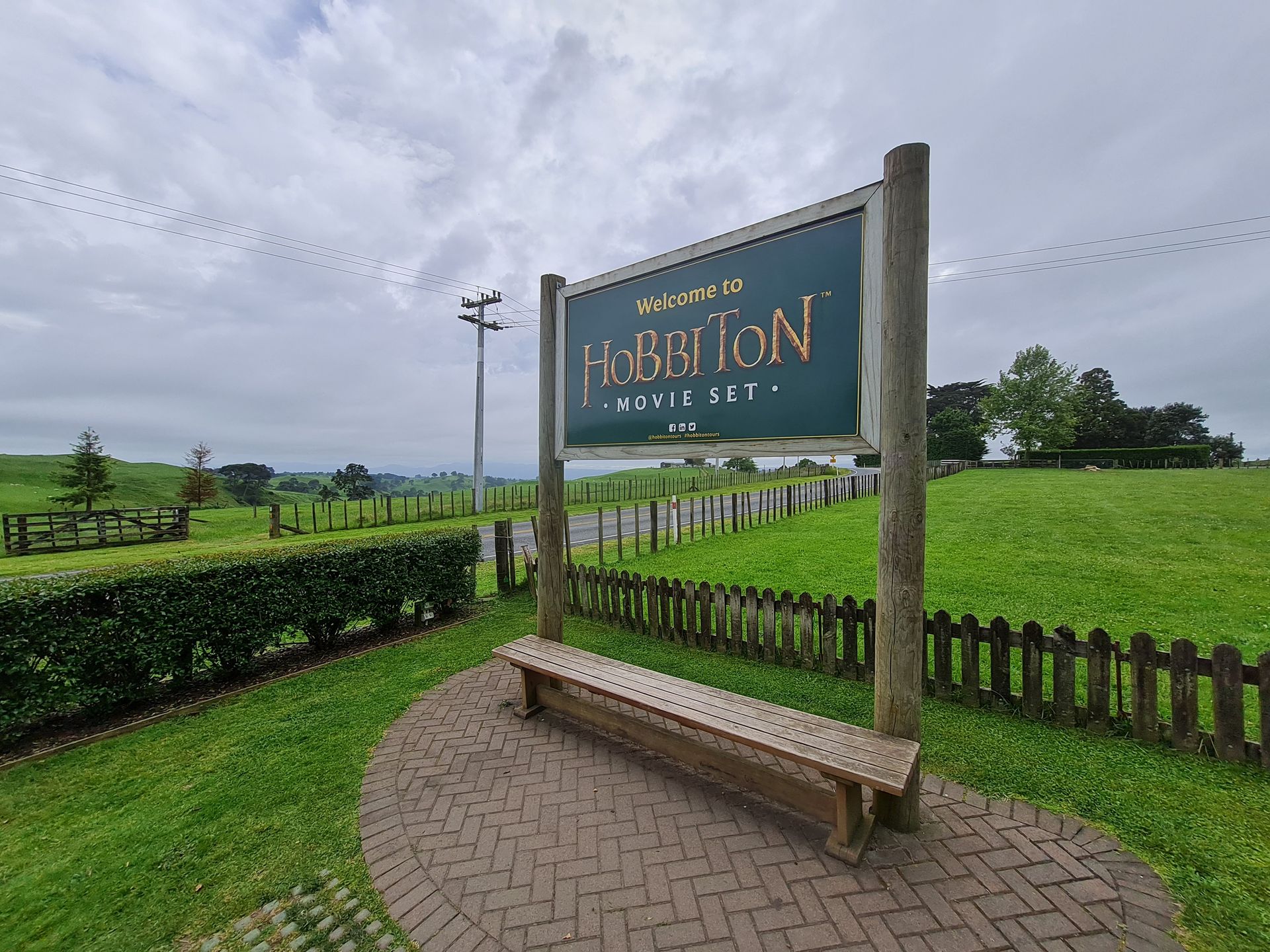 Plan filmowy Hobbiton w Nowej Zelandii. To tu kręcono m.in. sceny do "Władcy Pierścieni" i "Hobbita"