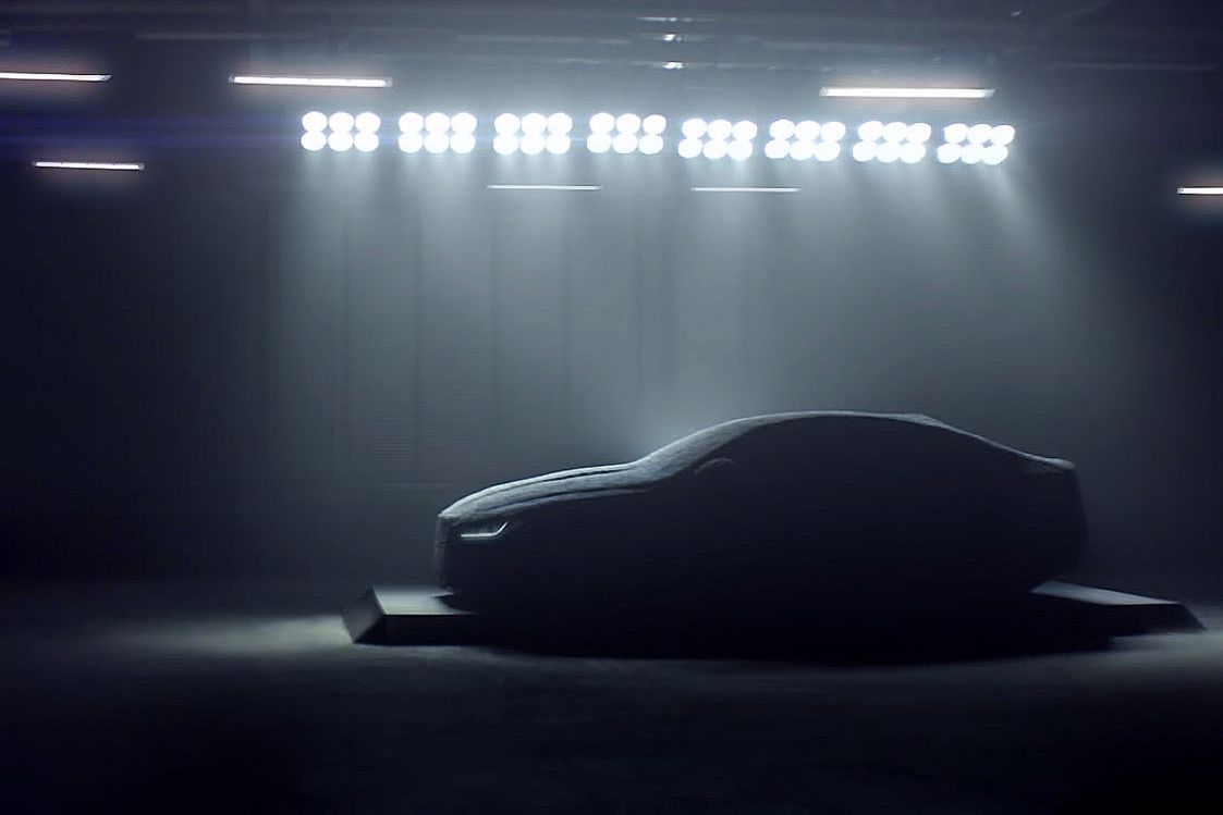 Nowa, niesamowita reklama Jaguara XE [wideo]