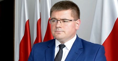 Afera w szkole. Wiceminister edukacji oburzony pytaniami z olimpiady