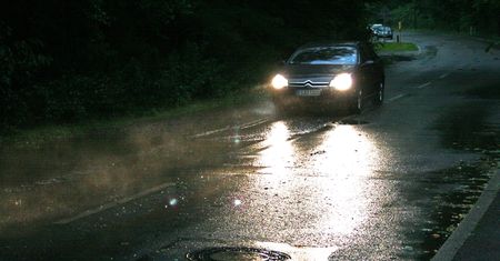 Zakaz jeżdżenia nocą? Proponują istotne zmiany w przepisach