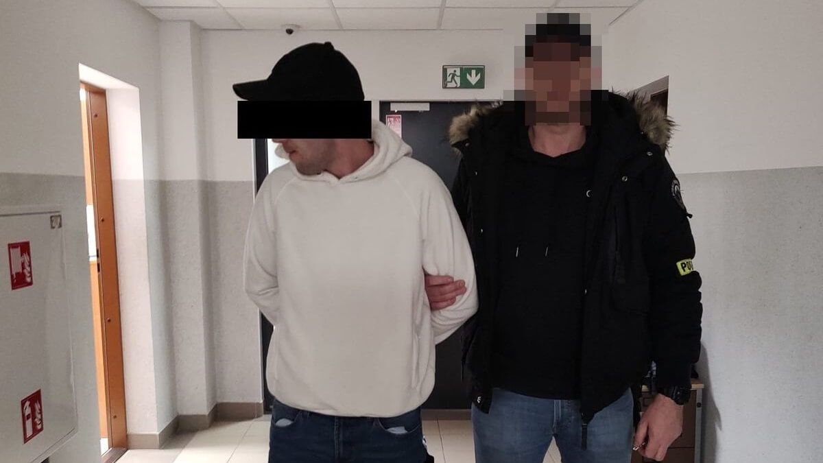 policjant, zatrzymany za oszustwa i kradzieże