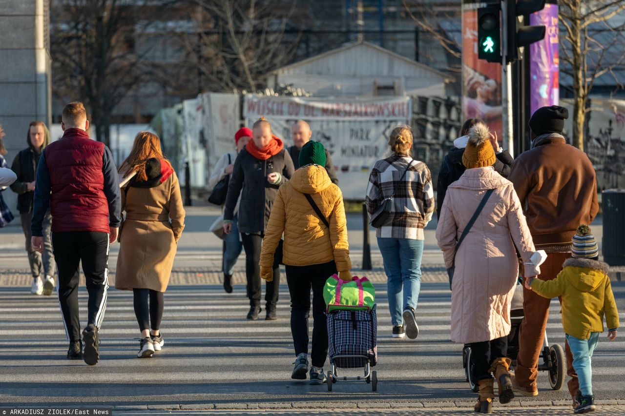 Polacy zaczęli szukać tańszych produktów. CCC widzi nowy trend