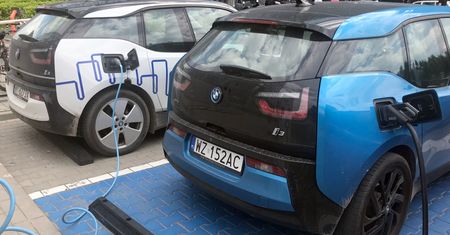 Elektromobilność do poprawek. Ambitnych celów nie da się spełnić